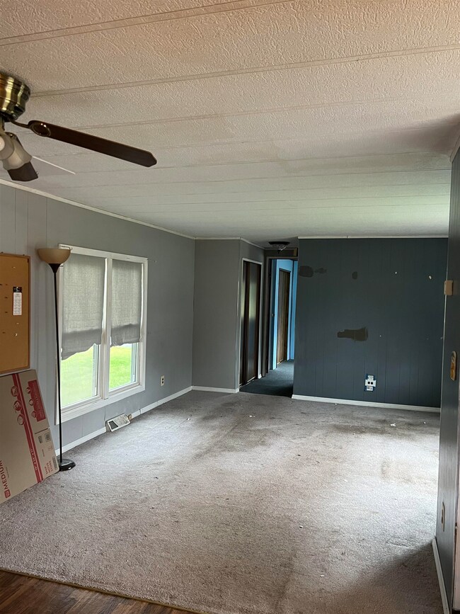 1 N Emperor Dr, Concord, NH 03303 - photo 5