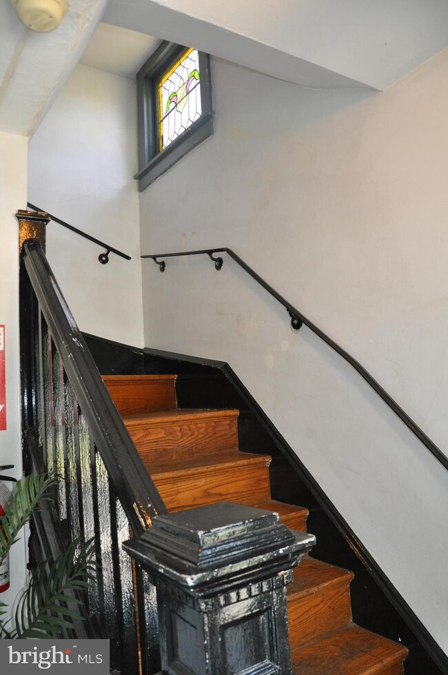 33 E Browning Rd unit 2A, Collingswood, NJ 08108 - photo 2