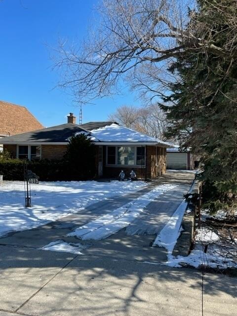 1013 N Mcaree Rd, Waukegan, IL 60085 - photo 4
