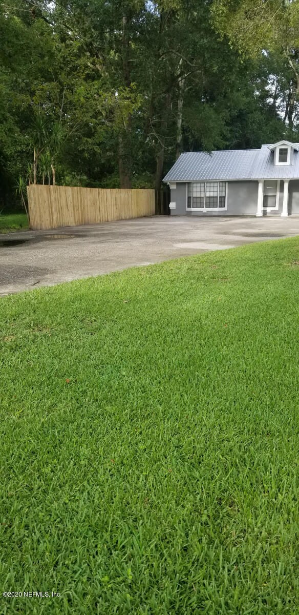 1179 Pangola Dr, Jacksonville, FL 32205 - photo 2