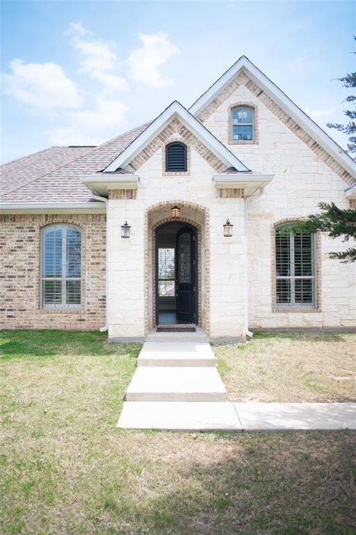 56 Mayes Dr, Sherman, TX 75090 - photo 2