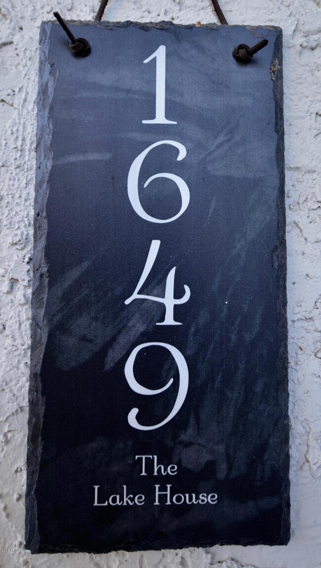 1649 E Rock Creek Cir, Chandler, AZ 85225 - photo 2