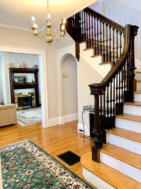 17 Beechmont St, Worcester, MA 01609 - photo 4