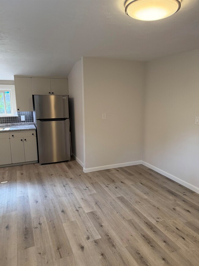 7 Porter Ave, Hudson, NH 03051 - photo 6