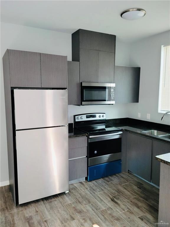 1309 Quitaca Dr unit 1, Edinburg, TX 78541 - photo 2