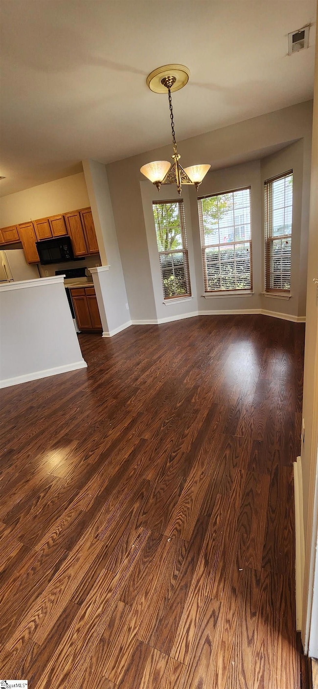 32 Spring Crossing Cir, Greer, SC 29650 - photo 2