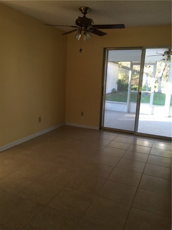 452 Mango Ave, Sebastian, FL 32958 - photo 3