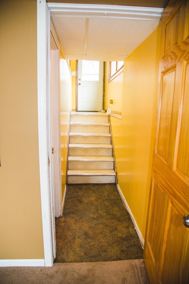 3405 Martha St, Highland, IN 46322 - photo 4