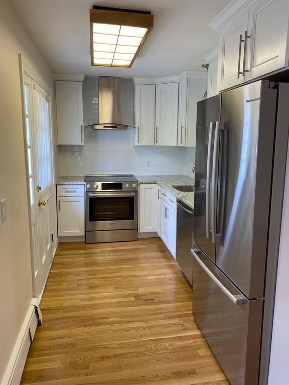 859 Emerson Gardens Rd unit 2, Lexington, MA 02420 - photo 7