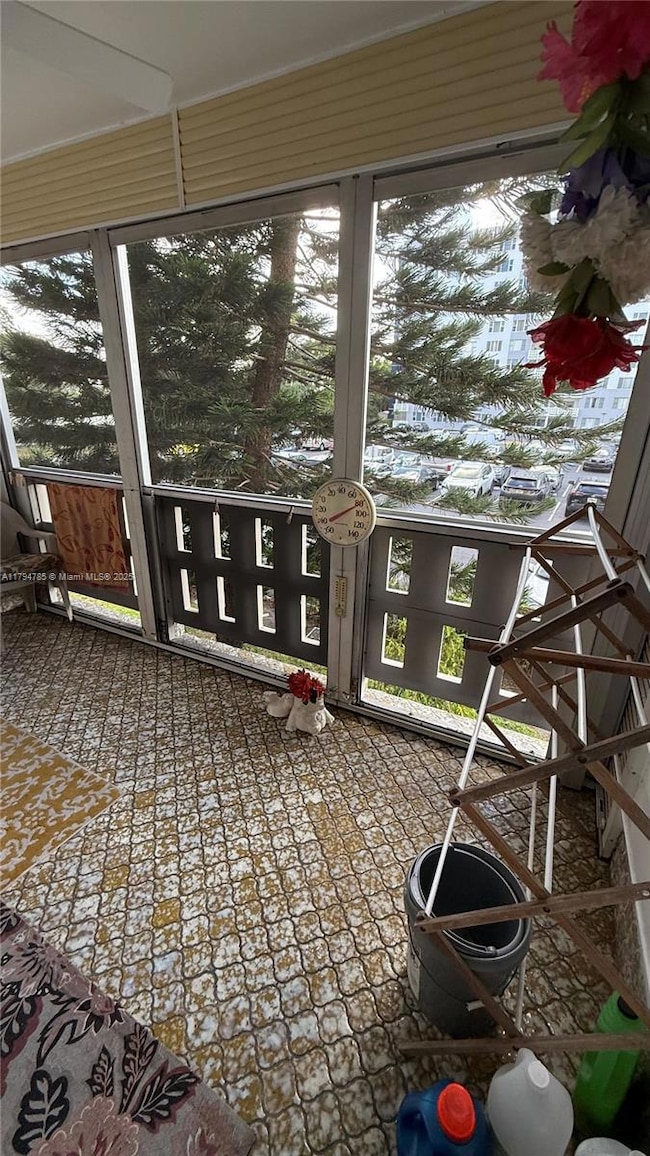 Hillcrest East No.23 unit 214, Hollywood, FL 33021 - photo 3