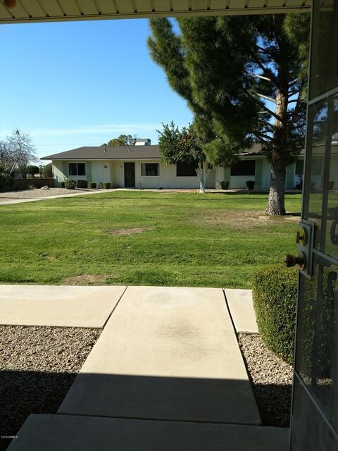 13649 N Newcastle Dr, Sun City, AZ 85351 - photo 3