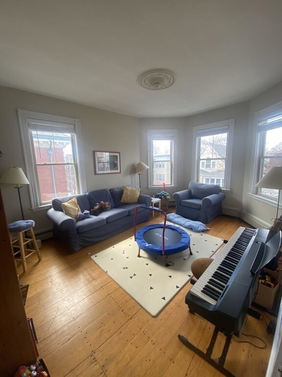 24 Norris St unit 5, Cambridge, MA 02140 - photo 4