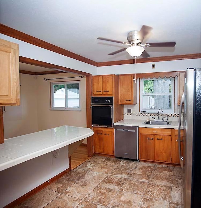 4714 Julian Dr, Columbus, OH 43227 - photo 6