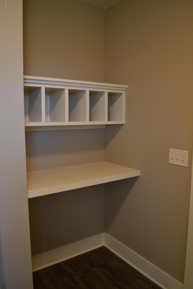 11874 Maplegrove Dr, Holland, MI 49424 - photo 6