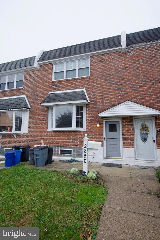 2850 Tolbut St, Philadelphia, PA 19136 - photo 2