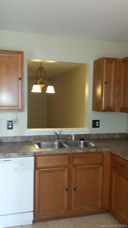 377 Georgetown Loop, Newport News, VA 23608 - photo 3