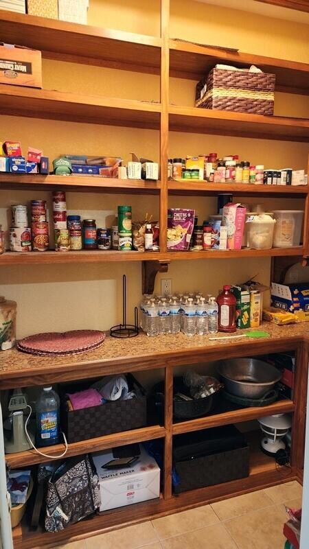 Walk-in Pantry