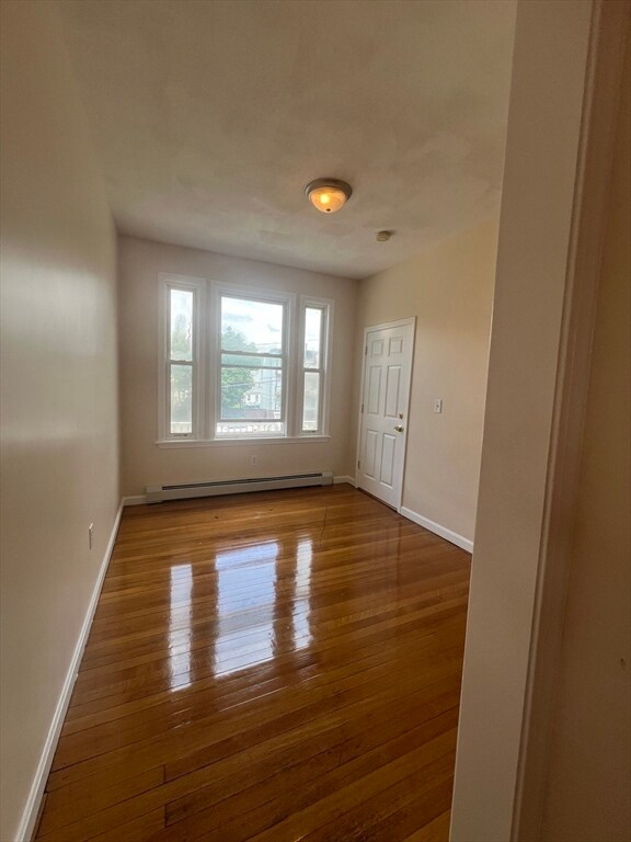 27 Nahant Place unit 2, Lynn, MA 01902 - photo 3