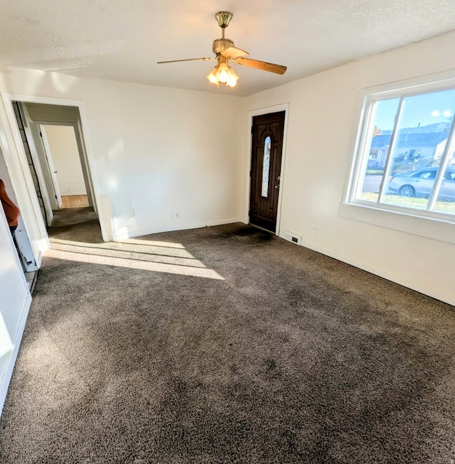 390 S 320 W, Tooele, UT 84074 - photo 2