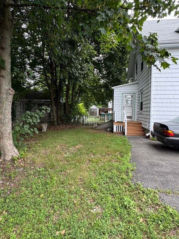 14 Atkinson St, Lynn, MA 01905 - photo 5