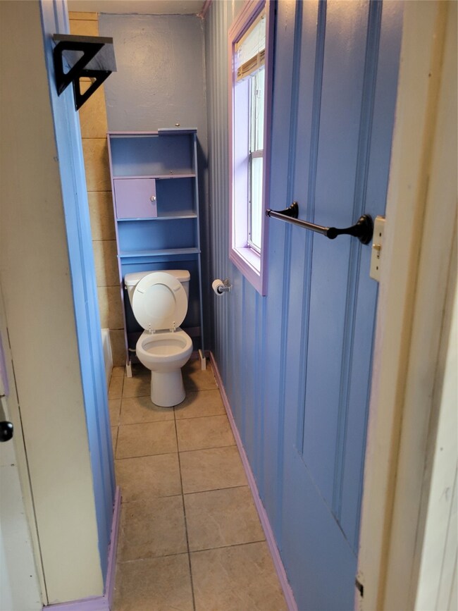 3610 1/2 Crane St unit 3, Houston, TX 77026 - photo 7