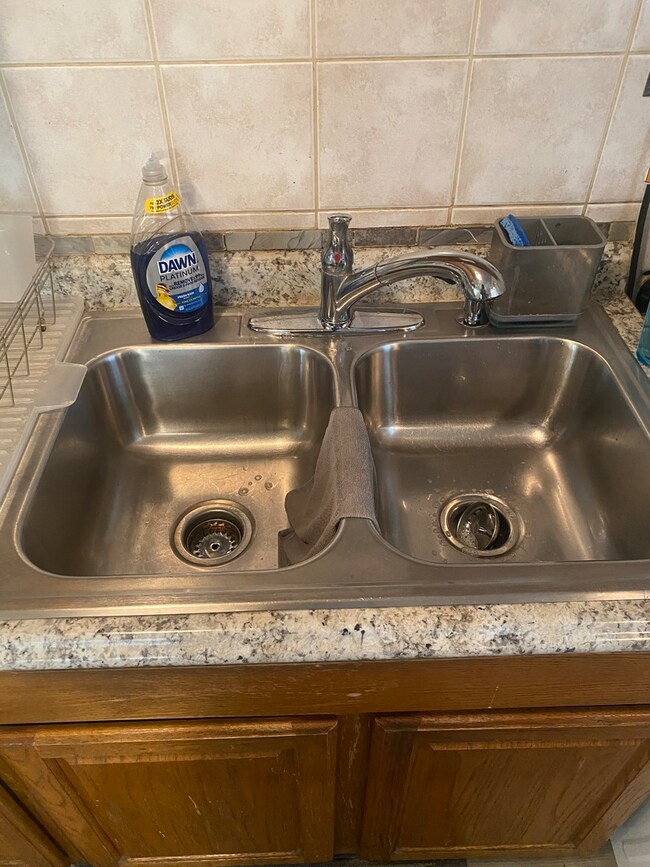 23 W 143rd St, Dixmoor, IL 60426 - photo 6