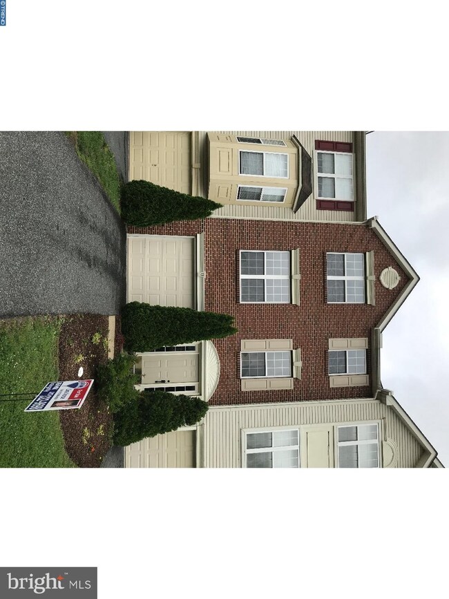 13 Dolmen Ln, Bear, DE 19701 - photo 2