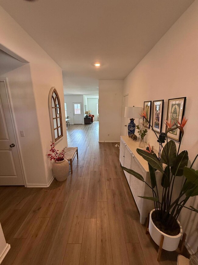 380 Mendoza, Kyle, TX 78640 - photo 4