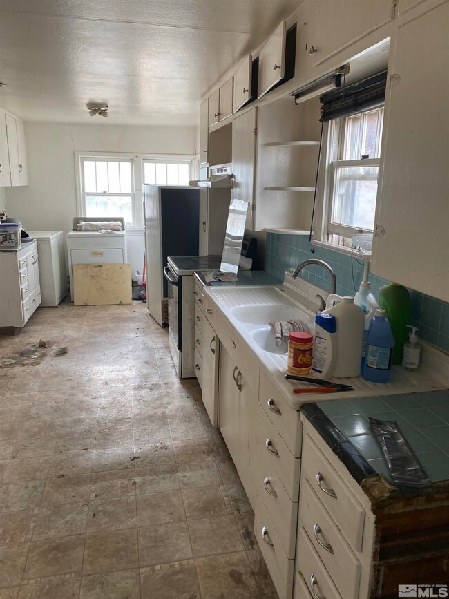1213 H St, Sparks, NV 89431 - photo 4