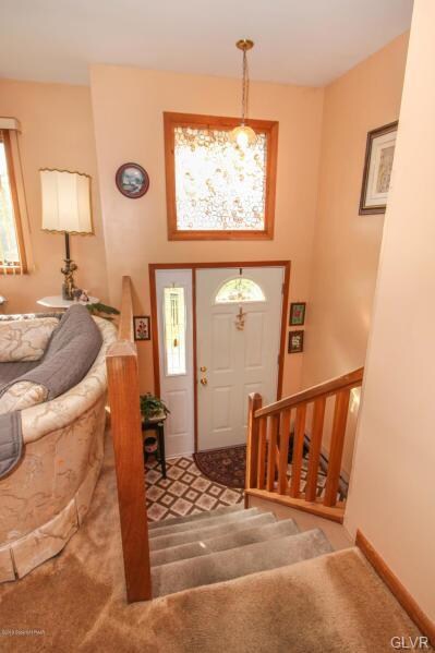 108 Dell St, Stroudsburg, PA 18360 - photo 3