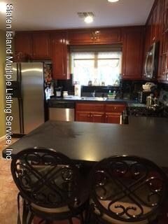 26 Daniella Ct, Staten Island, NY 10314 - photo 2