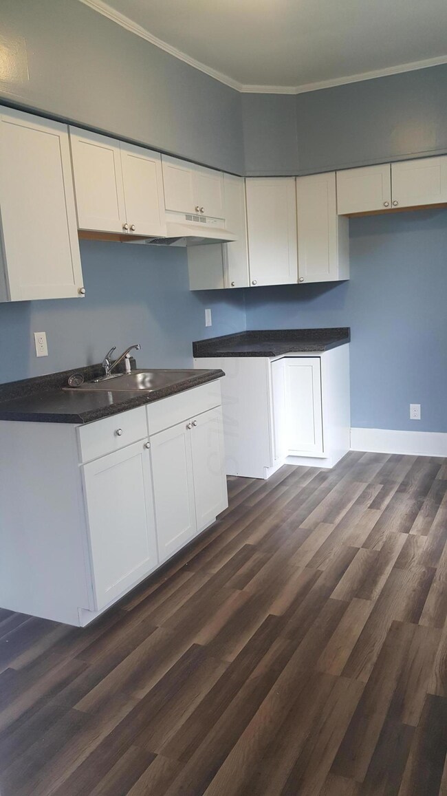 449 E Walnut St, Lancaster, OH 43130 - photo 4