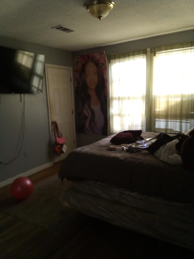 111 Highland Ave, Aberdeen, MI 39730 - photo 4