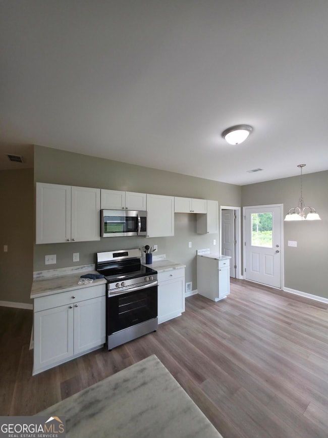 156 Charlotte Cir, Statham, GA 30666 - photo 3