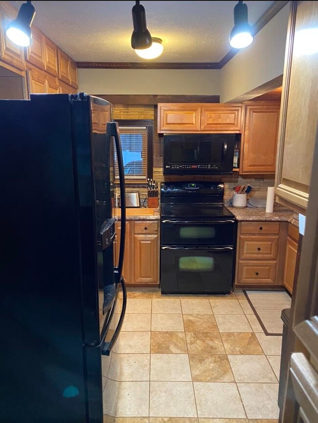 43 Broadway unit C, Pembroke, NH 03275 - photo 7