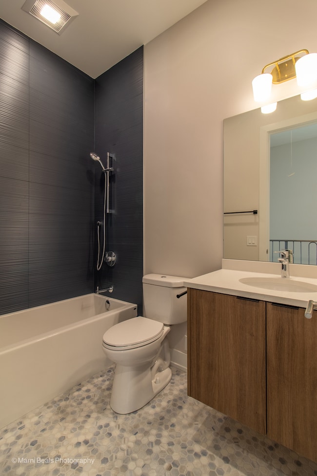 6747 S Langley Ave, Chicago, IL 60637 - photo 7