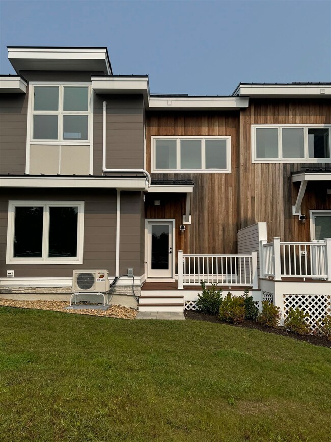 36 Vantage Point Dr unit 4, Laconia, NH 03246 - photo 7