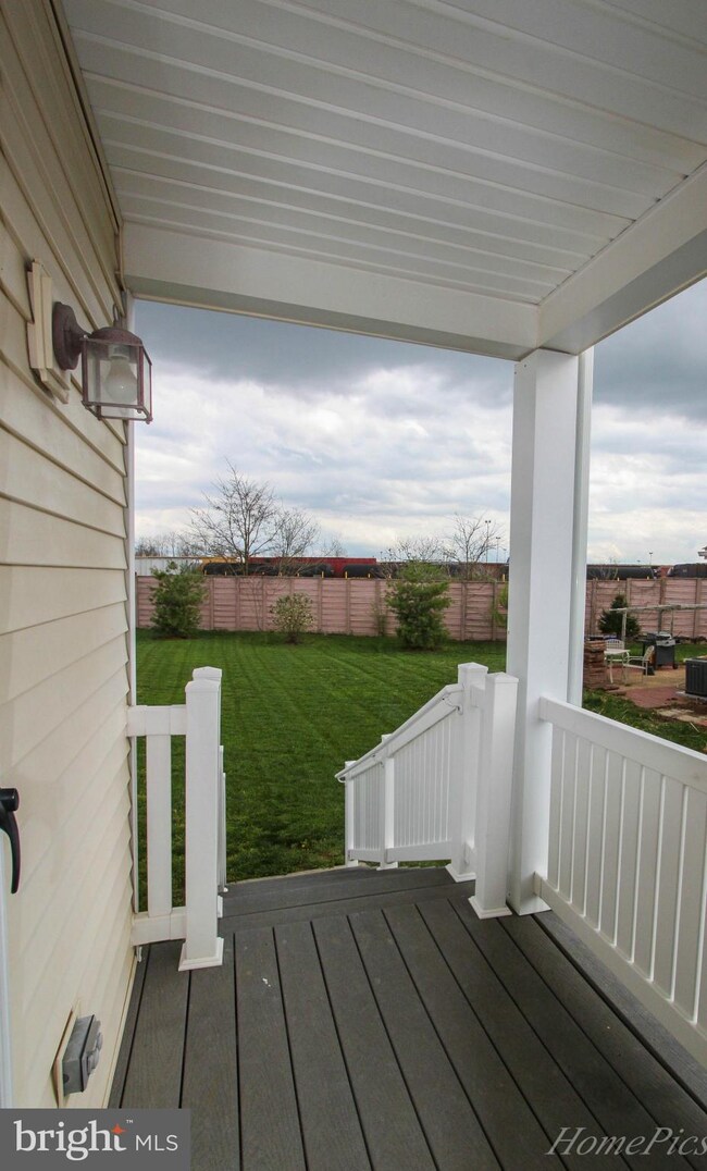 424 Gandy Dancer Ct, Hagerstown, MD 21740 - photo 5