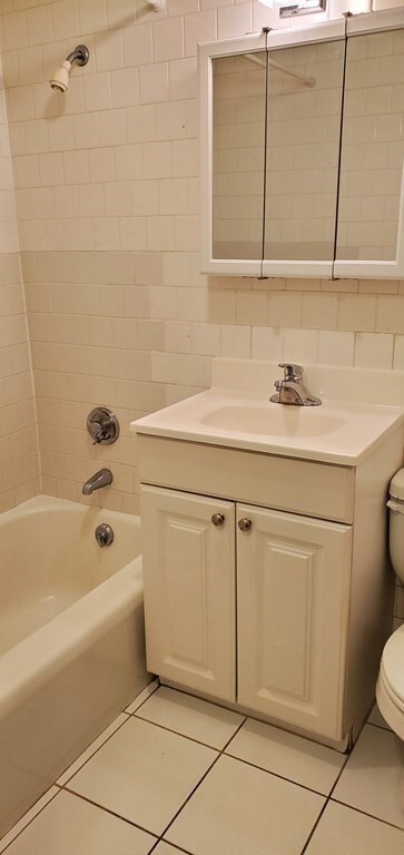 1862 Beacon St unit Bl4-4-9, Boston, MA 02135 - photo 4