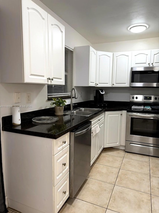 1304 NW 3rd St, Fort Lauderdale, FL 33311 - photo 7