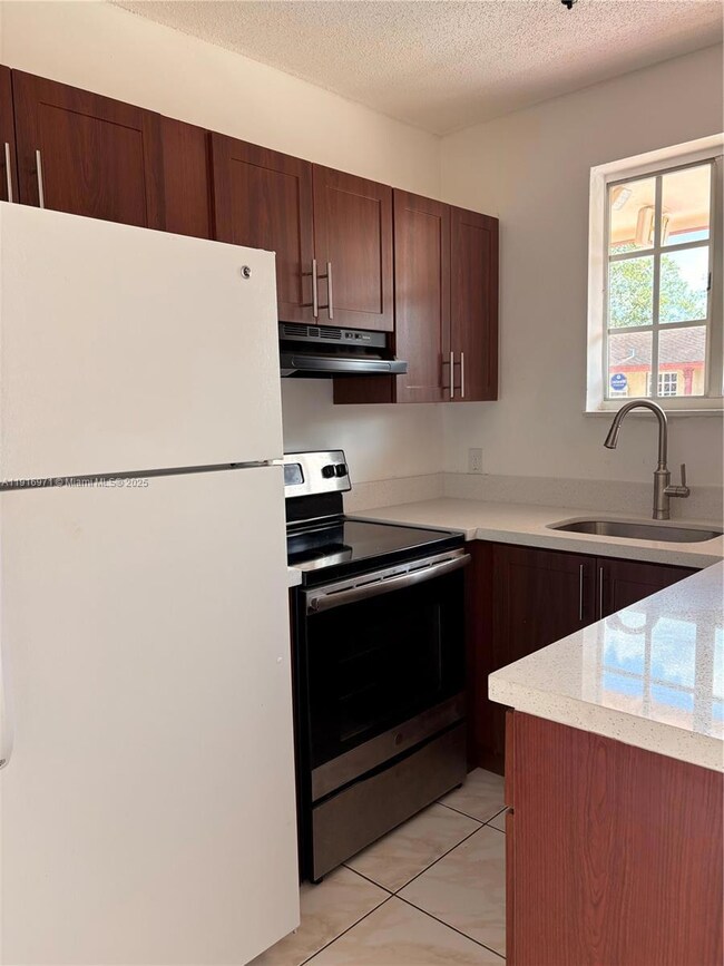 10805 SW 86th St unit 15, Miami, FL 33173 - photo 5