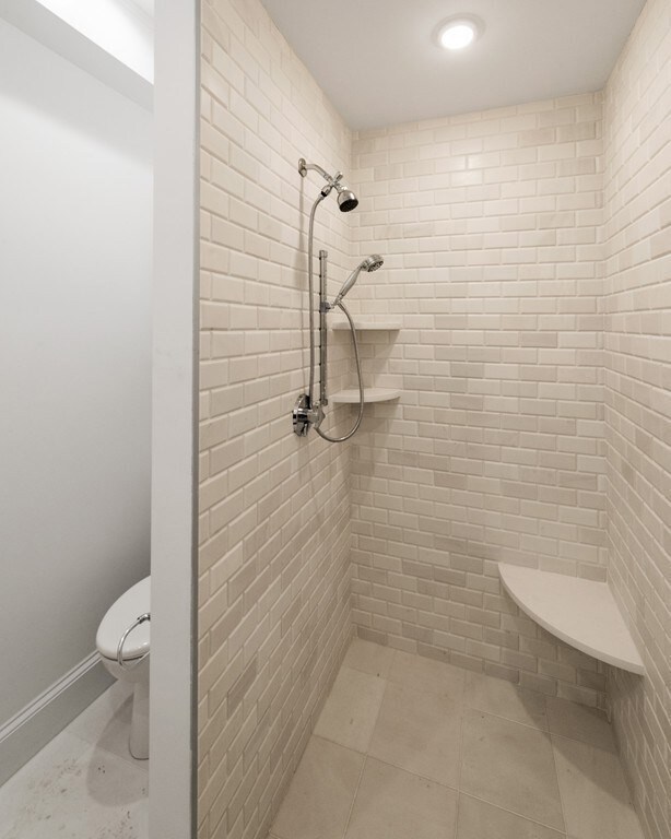 348 Hanover St unit 2, Boston, MA 02113 - photo 6