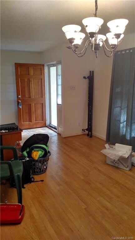 1027 Hunter St, Statesville, NC 28677 - photo 7