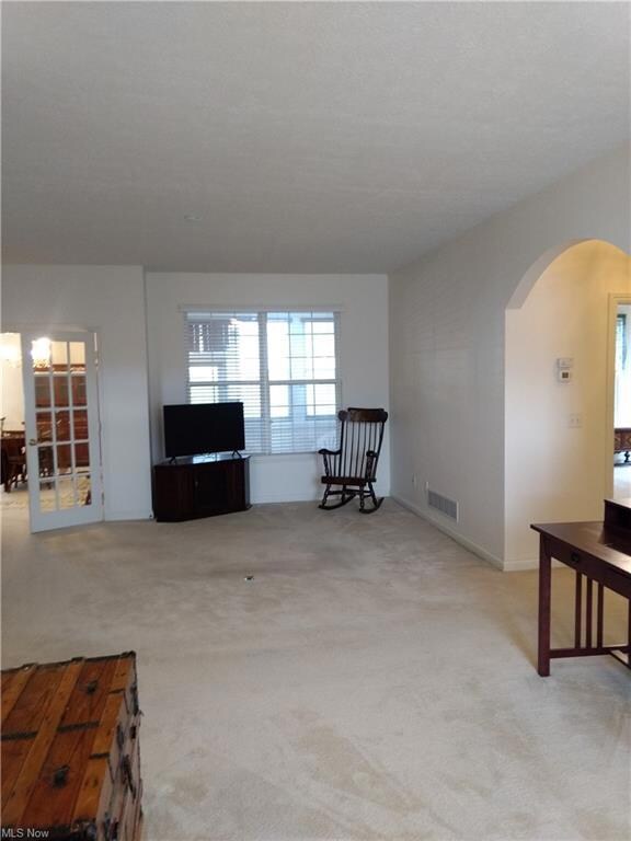 Spacious Living Room