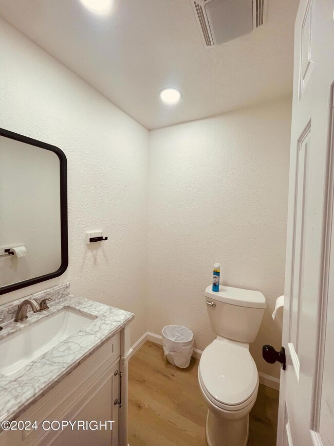 1218 Selief Ln unit 10, Kodiak, AK 99615 - photo 5