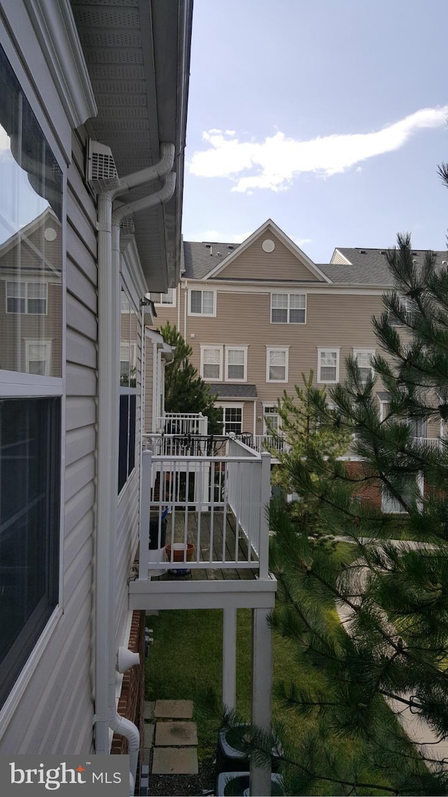 13616 Venturi Ln unit 168, Herndon, VA 20171 - photo 2
