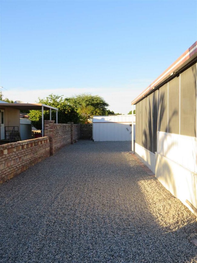 13310 E 46th St, Yuma, AZ 85367 - photo 5