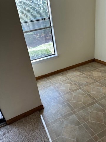 54 Shrewsbury Green Dr unit F, Shrewsbury, MA 01545 - photo 5