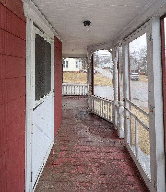 18 Highland Ave, Franklin, NH 03235 - photo 5