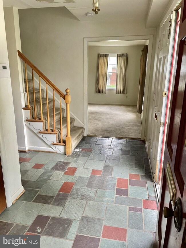 7013 Copeleigh Rd, Baltimore, MD 21212 - photo 2